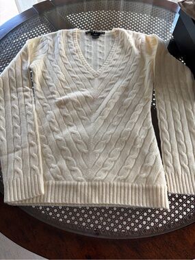 Ralph Lauren Cream Cable‑Knit V‑Neck Sweater